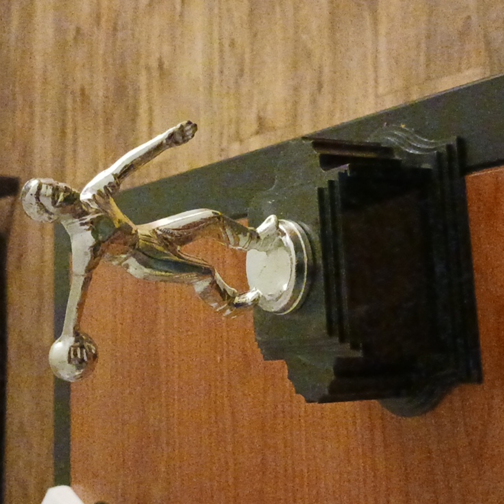Statue